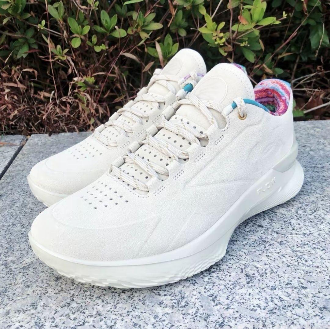 UA Curry 1 Low Flotro “Lux” Sample